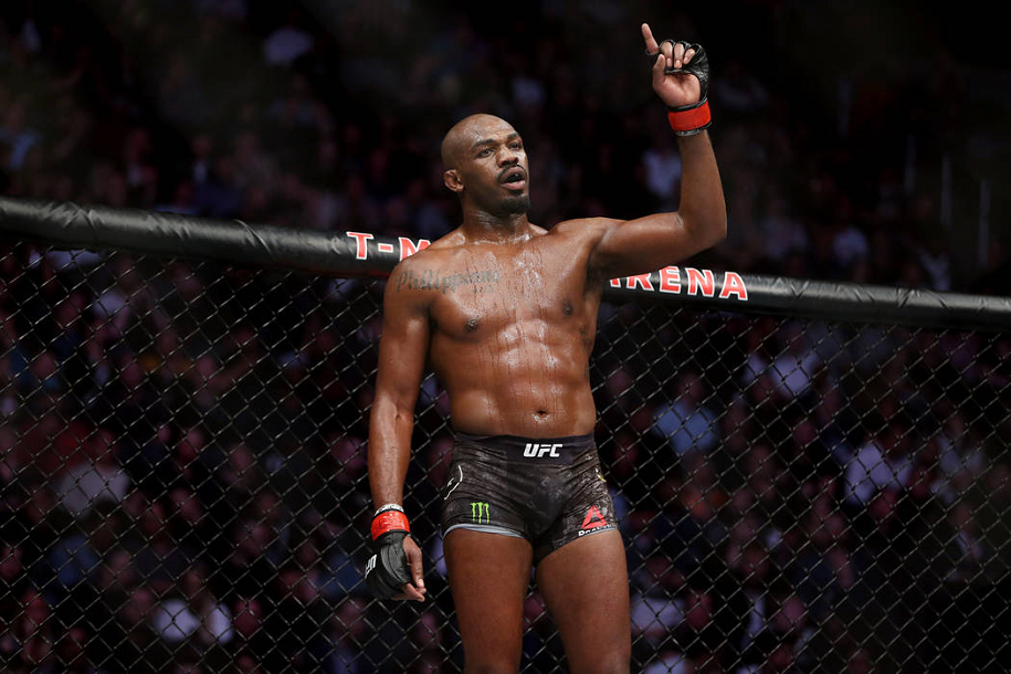 Cựu vô địch Light Heavyweight vĩ đại nhất UFC Jon Jones là ai?