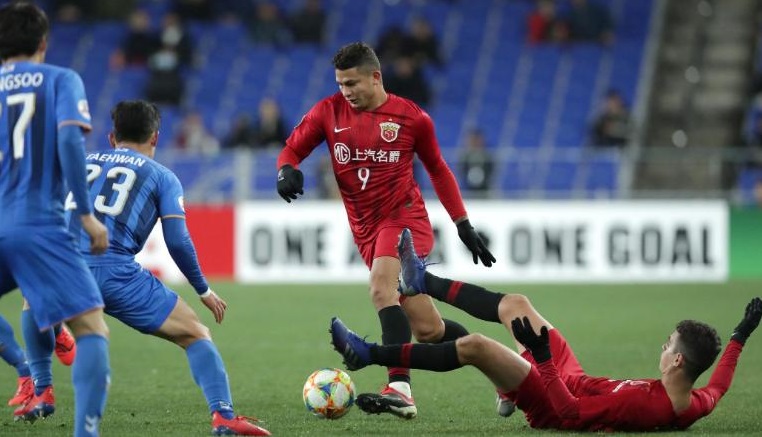 Trung Quốc liên tiếp gọi cầu thủ nhập tịch vì tham vọng World Cup 2022