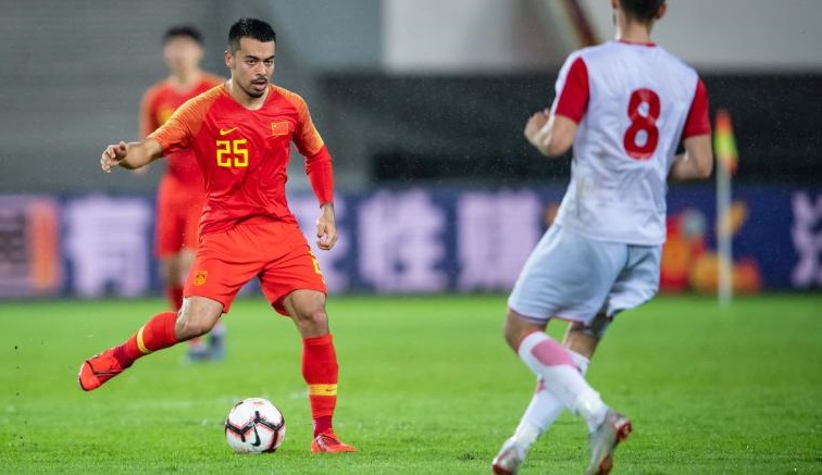 Trung Quốc liên tiếp gọi cầu thủ nhập tịch vì tham vọng World Cup 2022