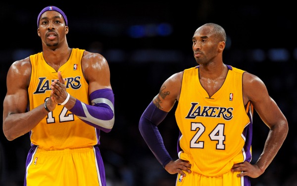 Anthony Davis và Rajon Rondo lo lắng về tương lai của Dwight Howard  tại Lakers