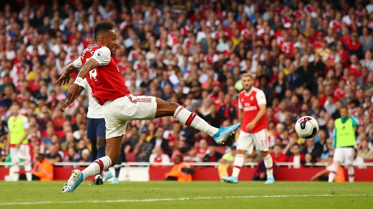 HLV Mourinho hiến kế cho HLV Unai Emery sử dụng tam tấu của Arsenal