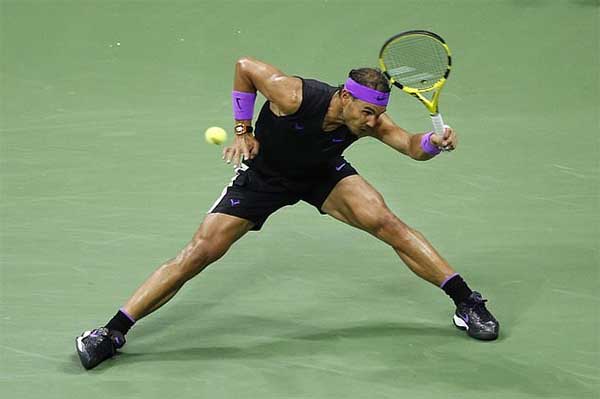 Nadal vùi dập Cilic vào tứ kết US Open