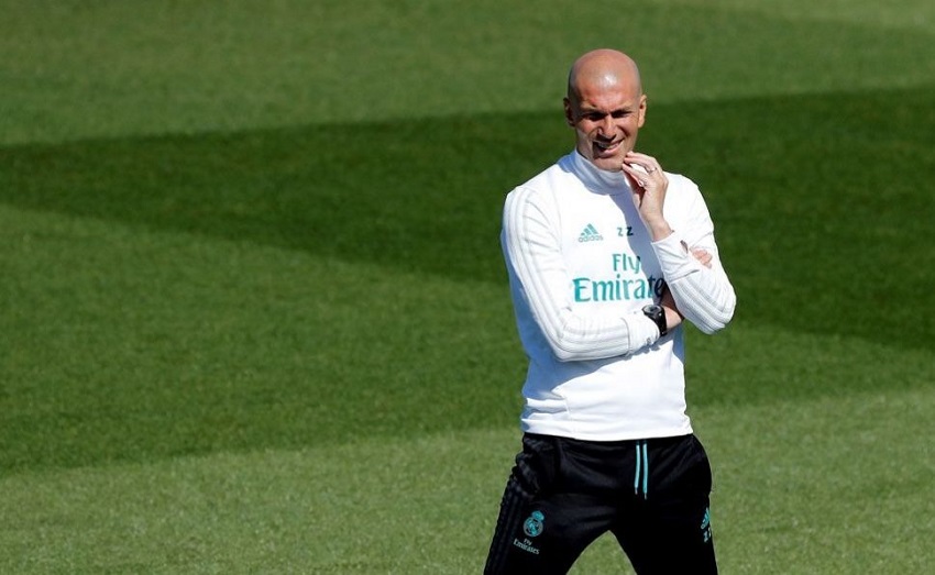 Zidane loay hoay sử dụng 3 đội hình Real Madrid sau 3 vòng
