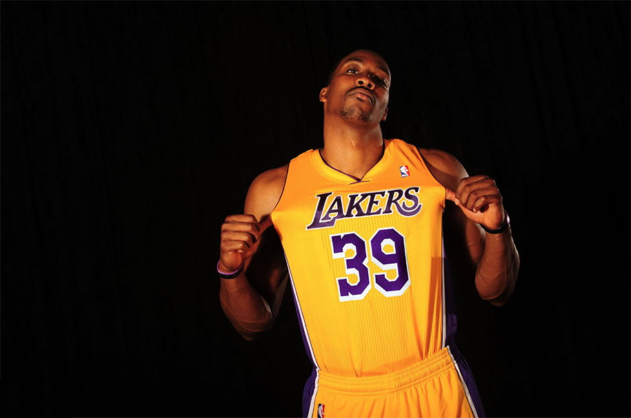 Lấy lòng cả LeBron và Davis, Dwight Howard hy vọng làm lành với LA Lakers