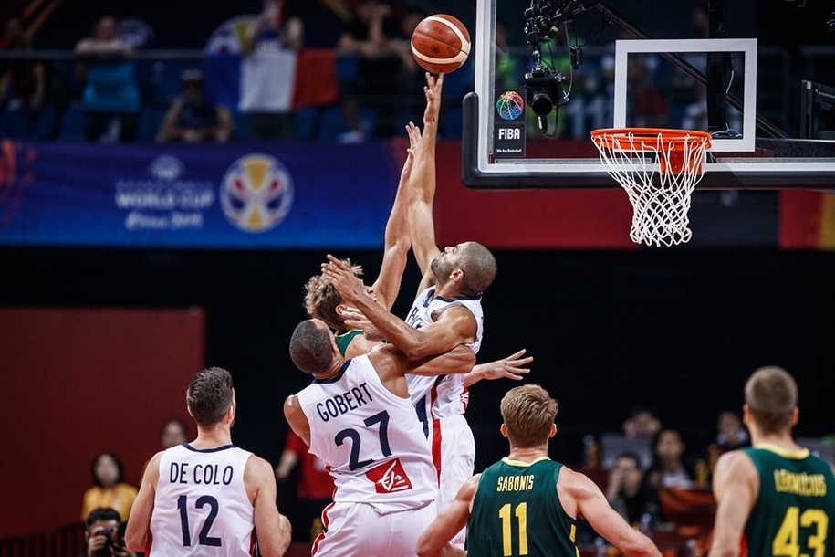 Pháp nhọc nhằn vượt qua Lít-va, kéo Australia vào Tứ kết FIBA World Cup 2019