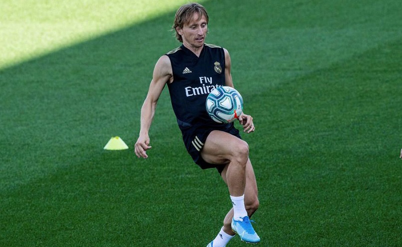 Tin bóng đá 12/9: Real Madrid mất thêm Modric