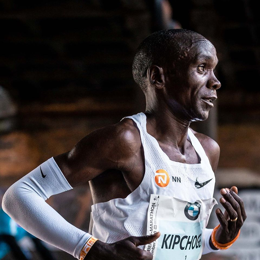 Tiền bối bày cách giúp Eliud Kipchoge hoàn thành chạy marathon dưới 2 giờ