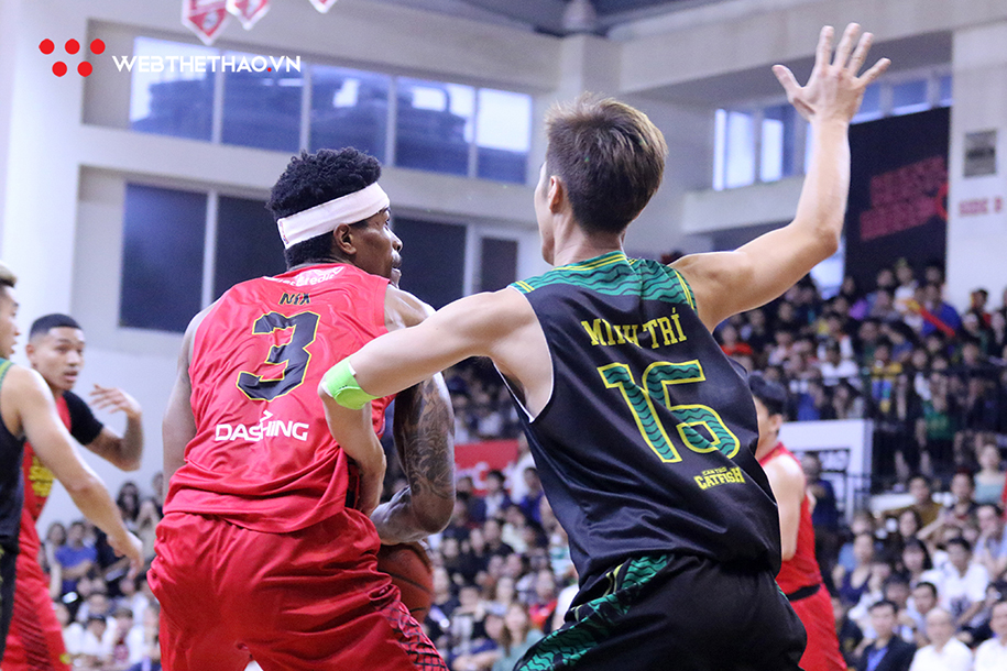 Tim Waale hoá thân người hùng, Saigon Heat ép VBA Finals đến Game 5