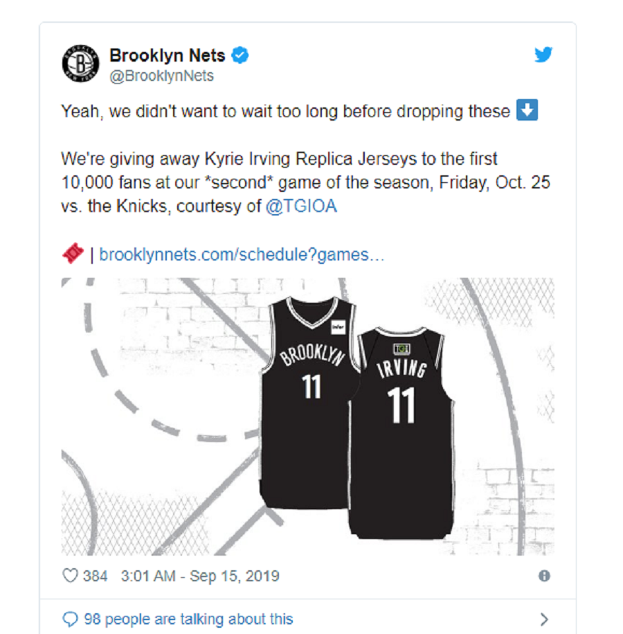 Cà khịa Knicks, Brooklyn Nets tặng 10.000 áo thi đấu của Kyrie Irving