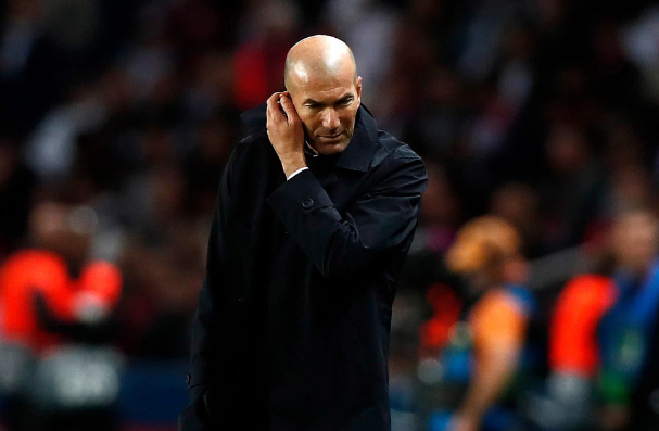 CĐV Real Madrid nổi giận đòi sa thải Zidane sau thảm bại trước PSG