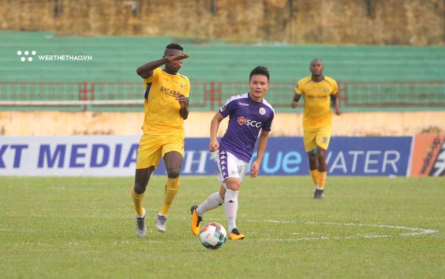 Hà Nội FC nêu lý do Quang Hải rời sân sớm