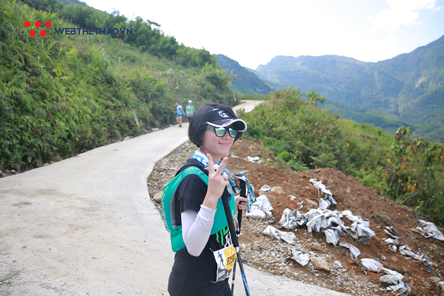 Vietnam Mountain Marathon 2019 rực rỡ hơn nhờ vẻ đẹp của những giai nhân chạy