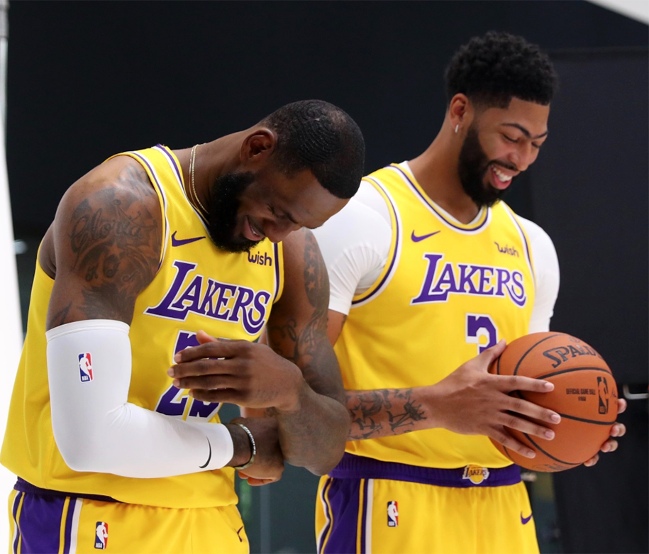 NBA Media Day 2019: Nghe LeBron James chia sẻ về LA Lakers và tuyển Mỹ