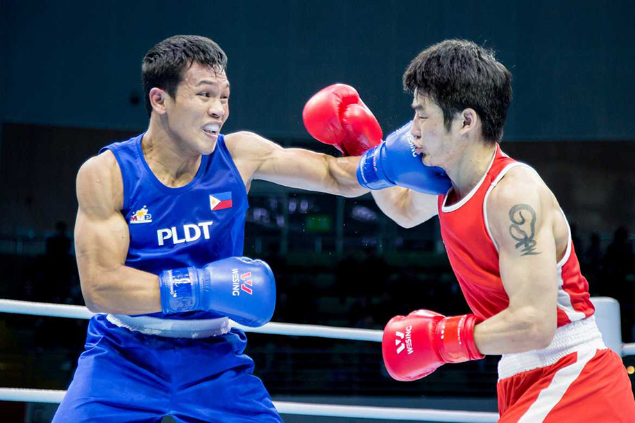 Victory 8 Boxing Huyền Thoại Hoàn Kiếm - Trương Đình Hoàng giật đai WBA