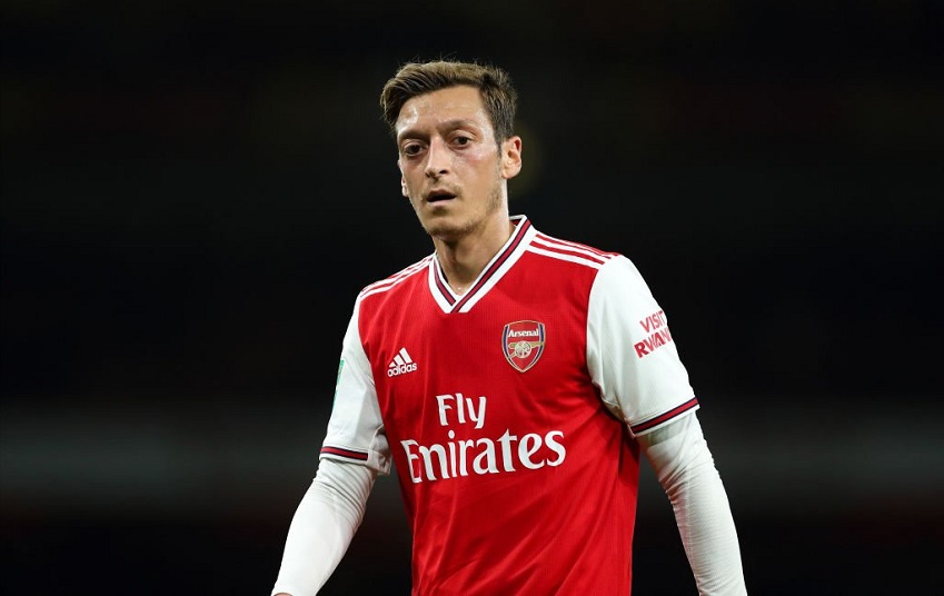 Arsenal trả tiền để “thanh lý” Mesut Ozil trong tháng 1