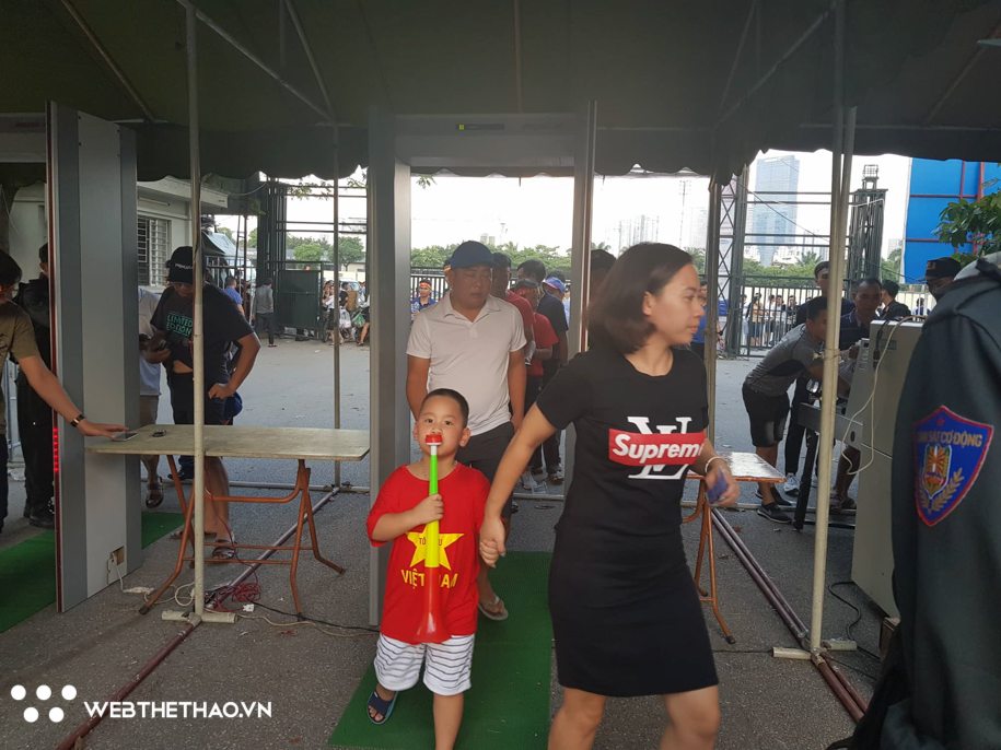 KẾT QUẢ Việt Nam vs Malaysia (FT: 1-0): Quang Hải ghi siêu phẩm, ĐT Việt Nam thắng thuyết phục