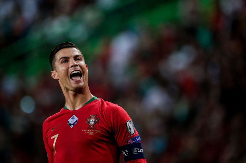 Ronaldo ghi bàn thứ 699, tiến gần đến kỷ lục của Ali Daei