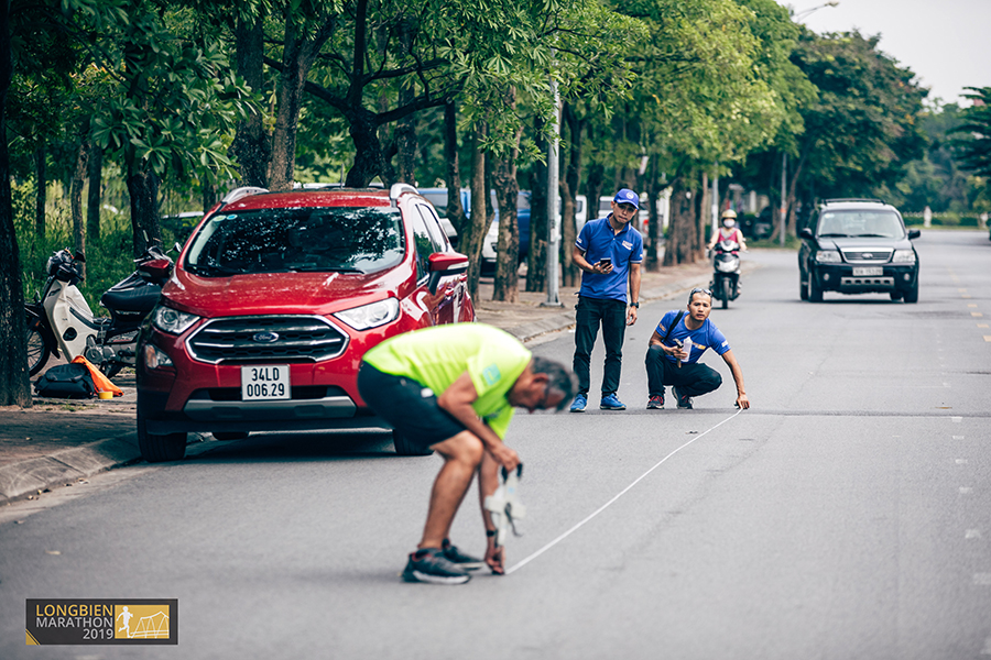 PCT AIMS đến Hà Nội đo đường Longbien Marathon, xem Kipchoge “phá rào 2 giờ”