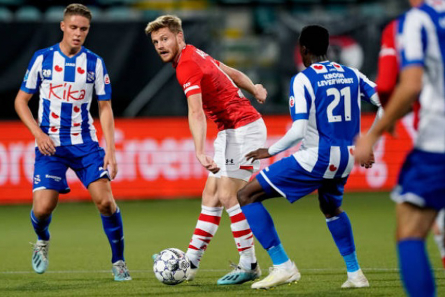 KẾT QUẢ AZ Alkmaar vs Heerenveen (FT: 2-4): Văn Hậu vẫn ngồi ngoài trong ngày Heerenveen thắng lớn
