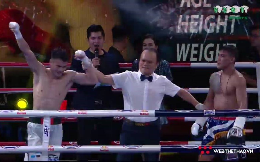 Nguyễn Văn Đương chiến thắng cựu võ sĩ UFC