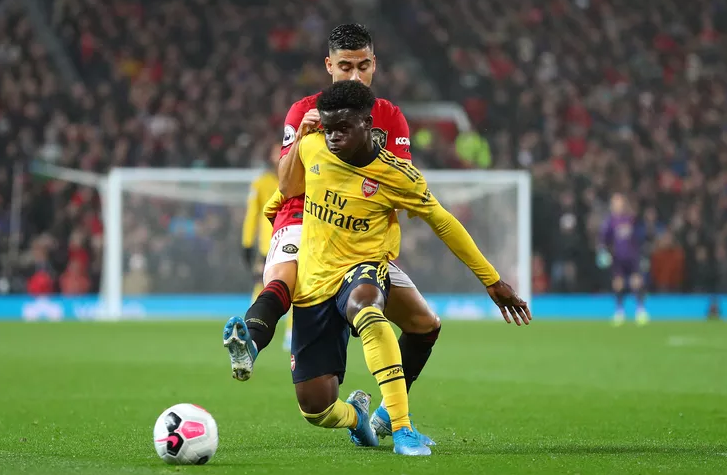 CĐV Arsenal đề nghị HLV Emery loại 2 cầu thủ khỏi trận đấu với Sheffield