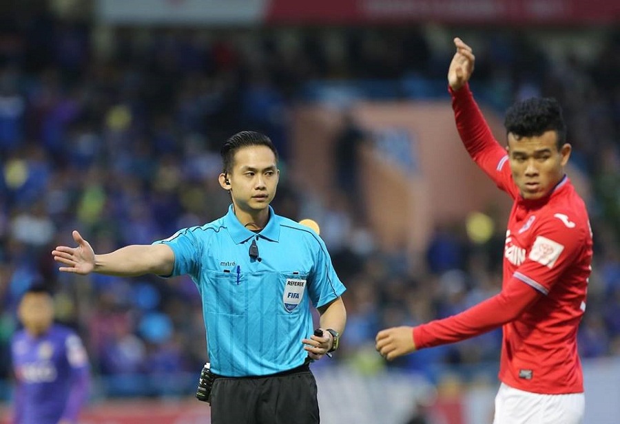 Trọng tài Singapore cầm còi vòng cuối V.League 2019