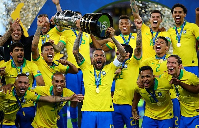 Tiết lộ lý do Neymar không vào danh sách rút gọn Quả bóng vàng 2019