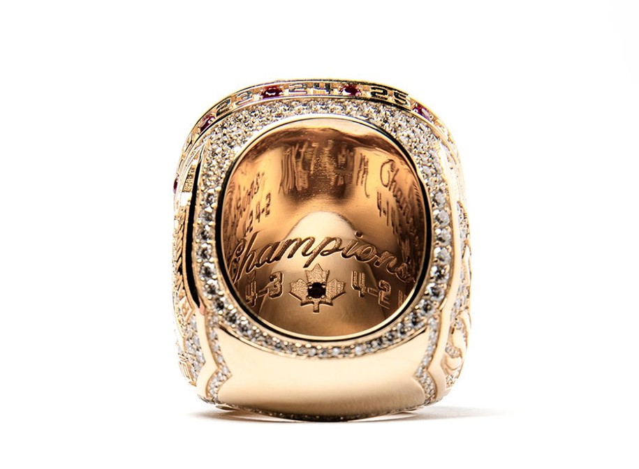 Soi chi tiết chiếc nhẫn vô địch lớn nhất lịch sử của Toronto Raptors