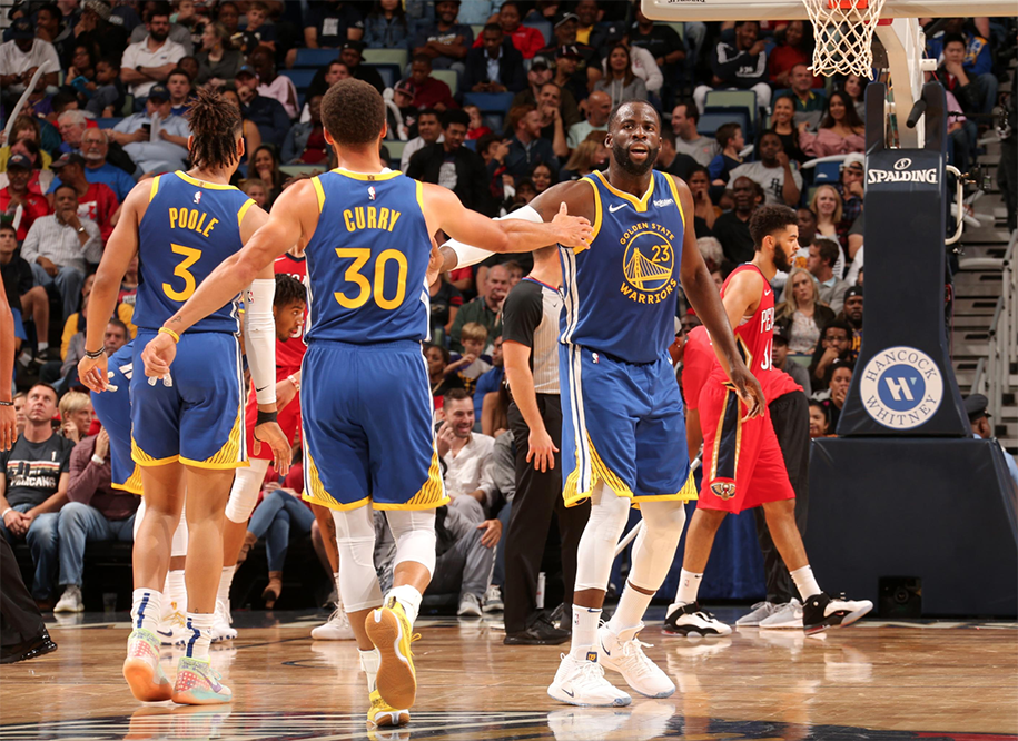 Stephen Curry, Draymond Green rực sáng trong chiến thắng đầu tiên của Golden State Warriors