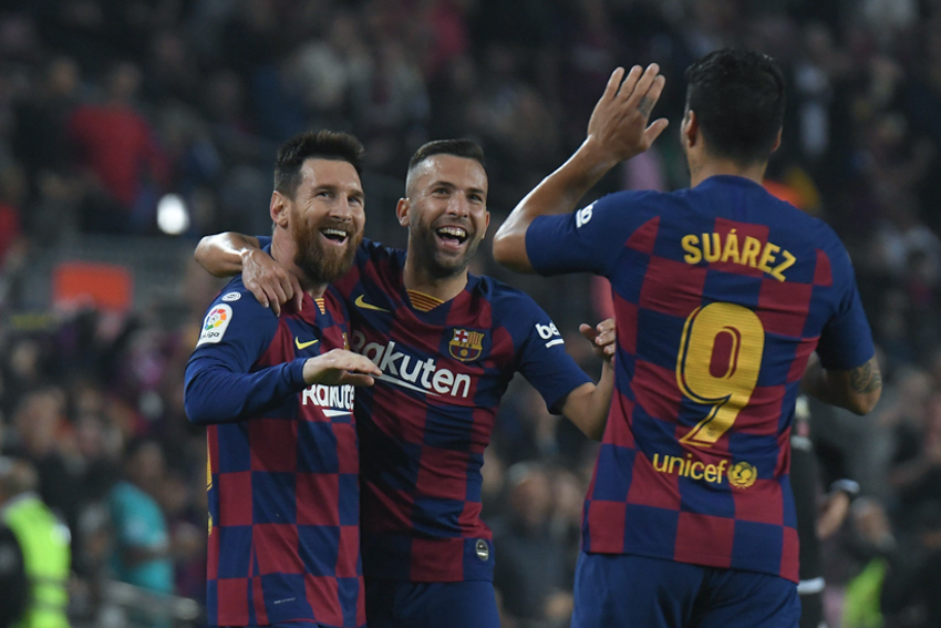 Levante đấu với Barcelona: Khó cản nổi Messi