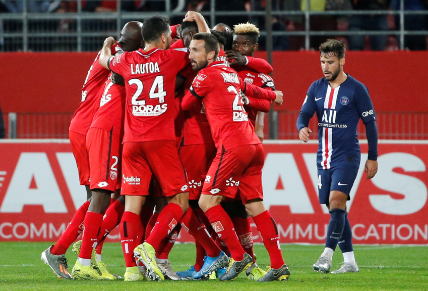 PSG thua ngược đội cuối bảng Dijon trong ngày Mbappe nổ súng