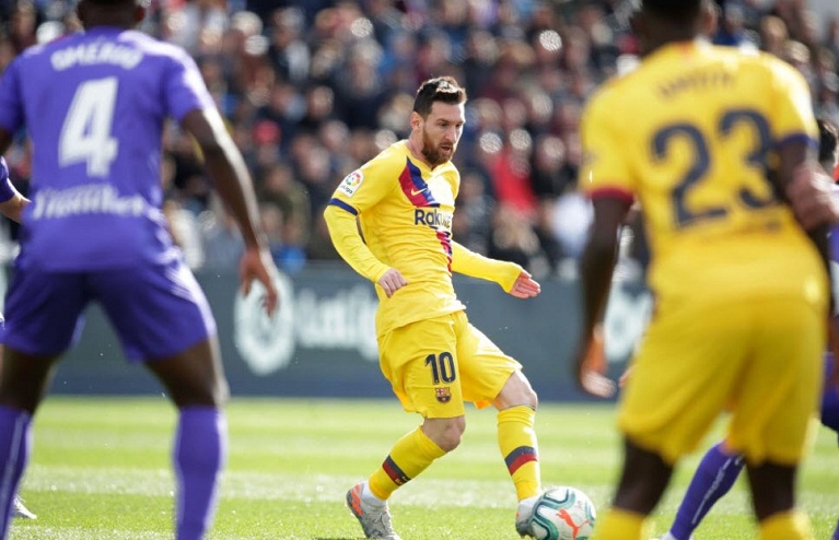 Messi cứu hàng công phá sản của Barca bằng ảnh hưởng khó tin