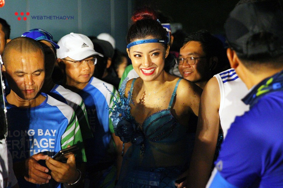 “Nàng tiên cá lên bờ” ở Halong Bay International Heritage Marathon 2019 là ai?