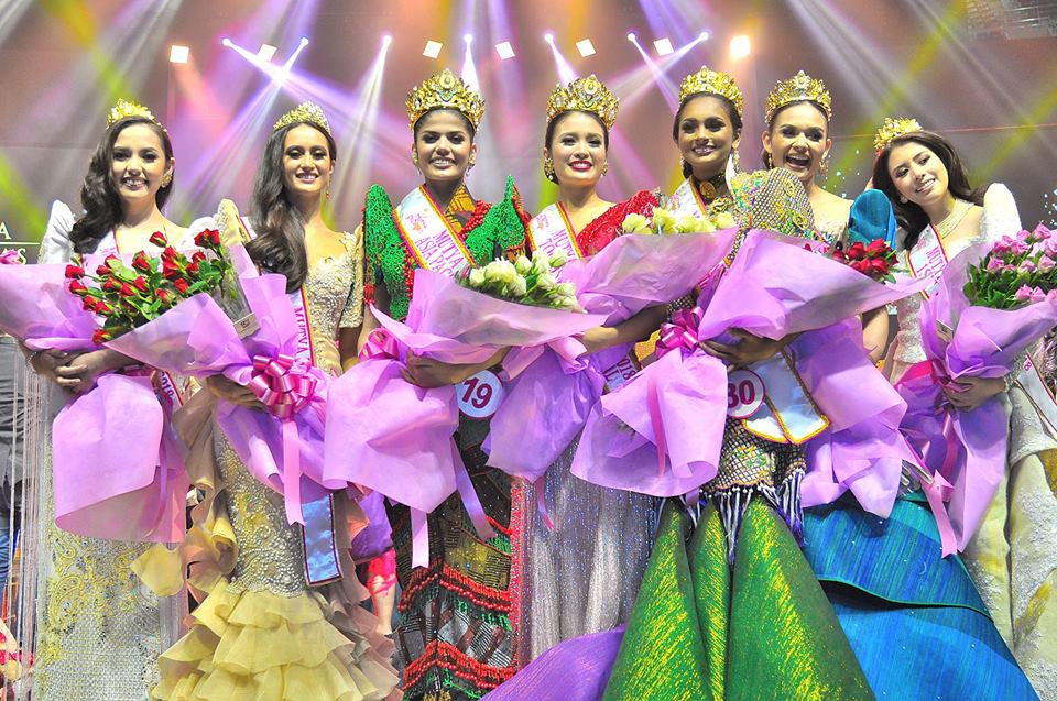 Chiêm ngưỡng sắc đẹp Hoa hậu Philippines diễu hành cùng đoàn Thể thao Việt Nam tại lễ khai mạc SEA Games 30