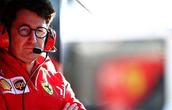 Ferrari công khai muốn kéo Lewis Hamilton rời Mercedes