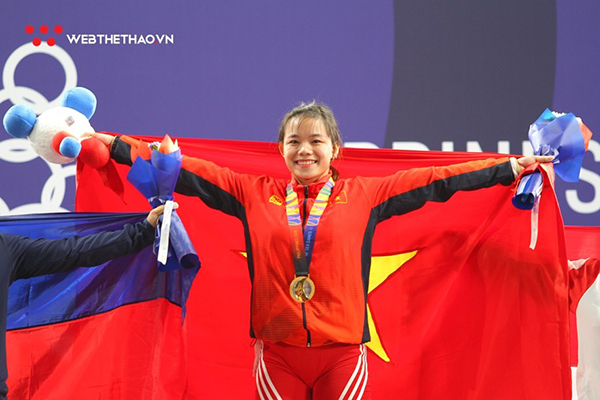 Phạm Thị Hồng Thanh tự tin ngay cả khi nâng mức tạ lên thêm 17kg!