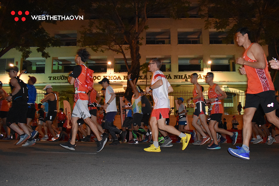 Techcombank Hochiminh City International Marathon 2019: 13.000 runner khuấy động TP.HCM từ tờ mờ sáng