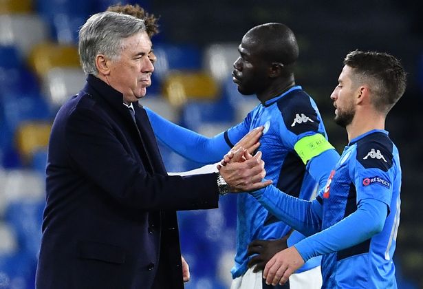 HLV Ancelotti sẽ đến Arsenal hay Everton sau khi bị Napoli sa thải?