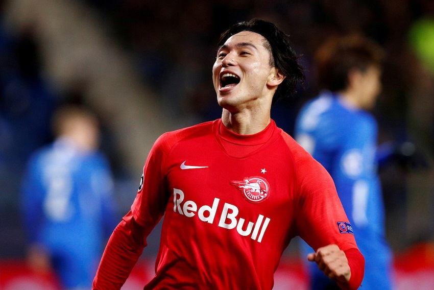 CĐV Nhật Bản phản ứng thế nào khi Minamino đến Liverpool?