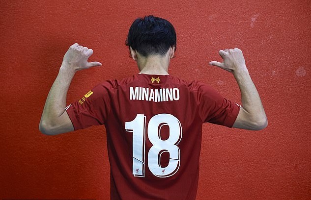 Minamino được Klopp xếp chơi ở đâu trong đội hình Liverpool?