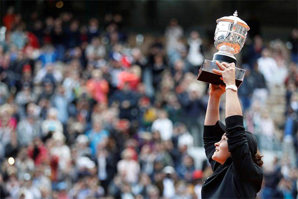 Nadal và Barty nhận danh hiệu VĐTG 2019 của ITF