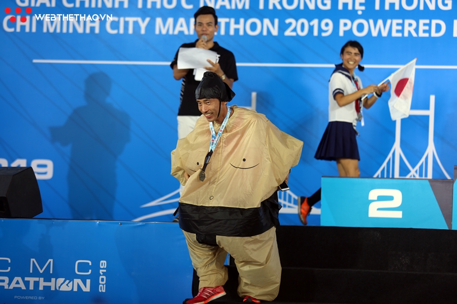 Ấn tượng với những màn cosplay cực mạnh tại HCMC Marathon 2019