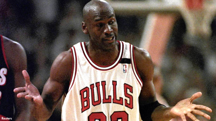 Nhìn lại 5 trận đấu đáng nhớ của Michael Jordan để thấy Vua bóng rổ bá đạo đến thế nào