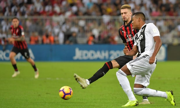 Ronaldo ghi bàn và 5 điểm nhấn khi Juventus hạ Milan giành Siêu Cúp Ý