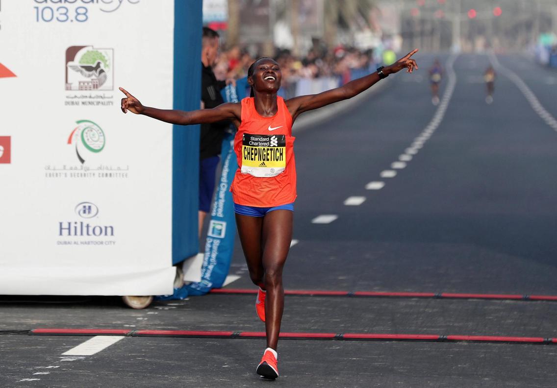 Dubai Marathon 2019 ghi nhận hàng loạt kỷ lục ‘khủng’