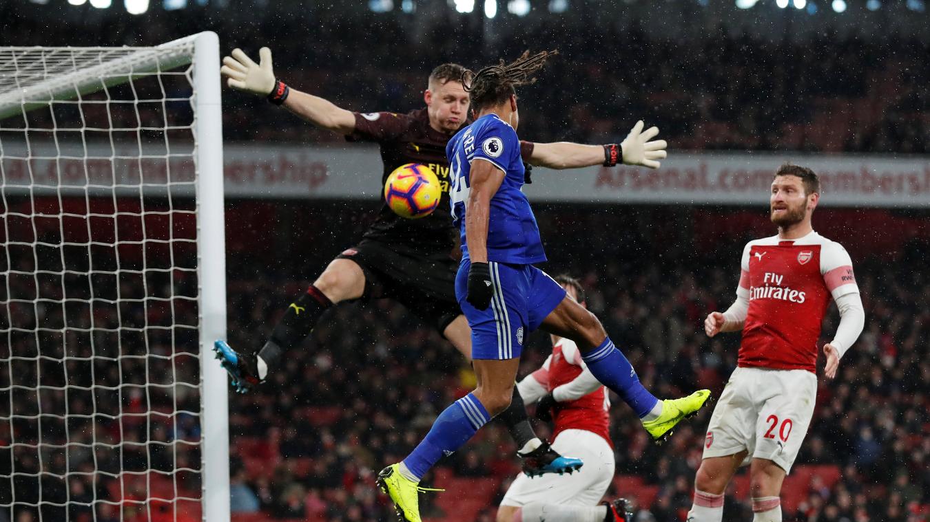 Aubameyang vượt mặt Henry, Sanchez, Wright và những điểm nhấn khi Arsenal thắng Cardiff