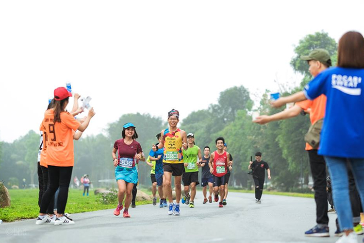 Dàn sao tuyển điền kinh ĐTQG tham dự Ecopark Marathon 2019