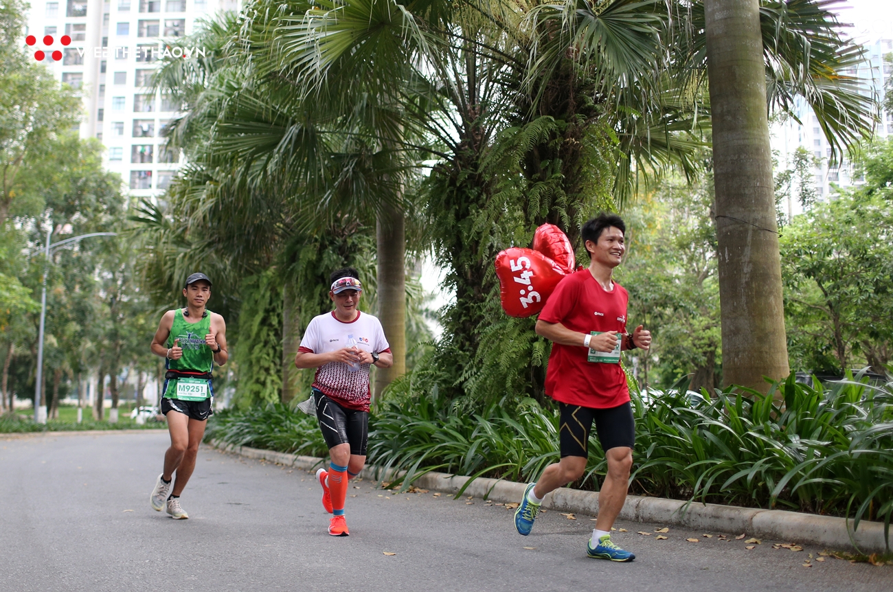 Độc đáo dàn Lạc Tướng Lạc Hầu tại Ecopark Marathon 2019