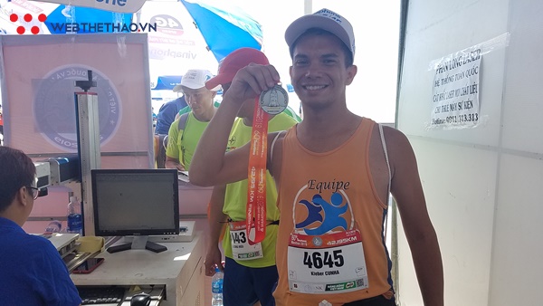 Dàn sao điền kinh ĐTQG hốt hết các giải Tiền Phong Marathon 2019