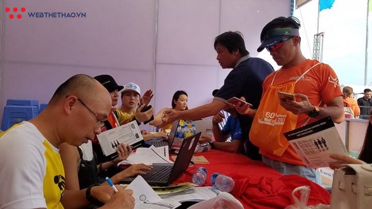 2000 runner ùn ùn đổ về Vũng Tàu nhận bib Tiền Phong Marathon 2019